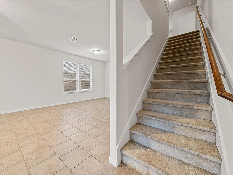 19603 Blue Pine Cir — Photo 18