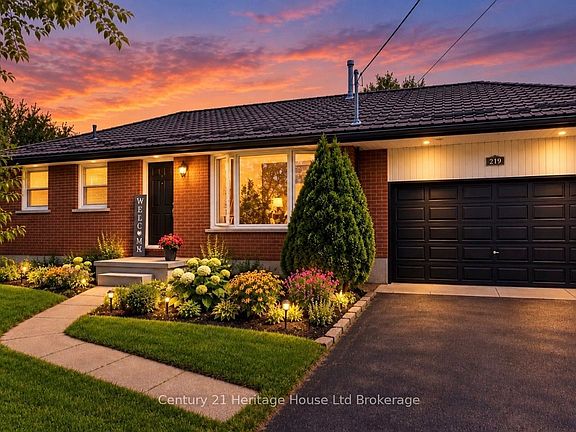 2nd image of 219 Brock St