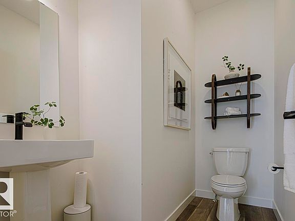3rd image of 4174 Kinglet Dr