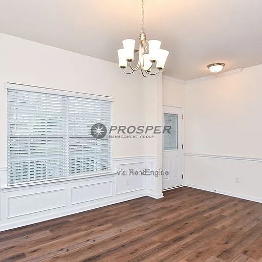 248 Elmhaven Dr — Photo 4