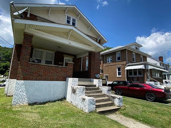 3rd image of 916 1/2 College Ave