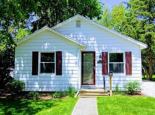 1022 W Vine St, Champaign, IL 61821