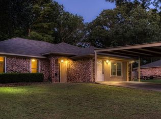 199 Glendale Ln, Kilgore, TX 75662