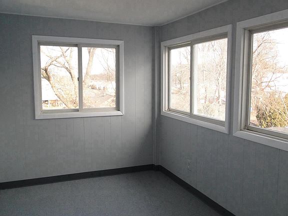 Enclosed private proch