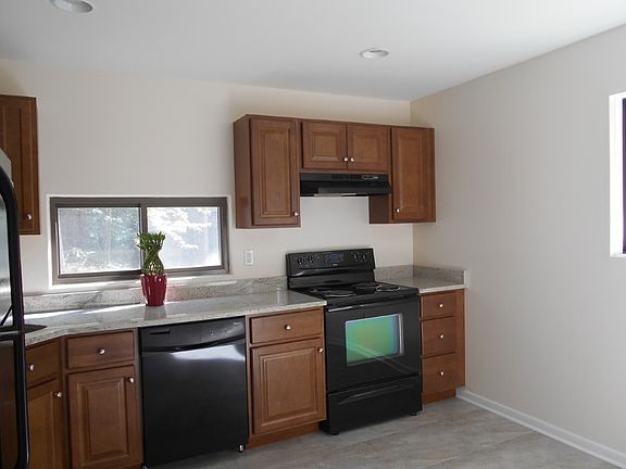 3rd image of 111 Coburn Woods Avenue #37
