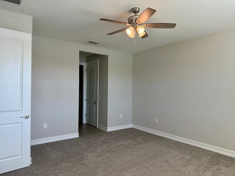 17827 Shade Tree Loop — Photo 12