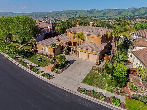 4th image of 5370 Arezzo Dr