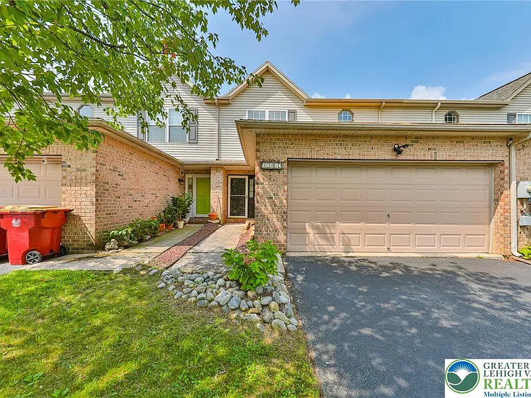 2507 Chestnut Ln — Photo 2