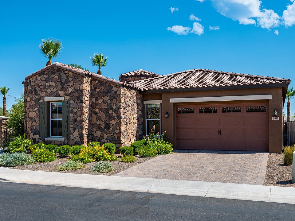1st image of 2919 E Madison Vistas Dr