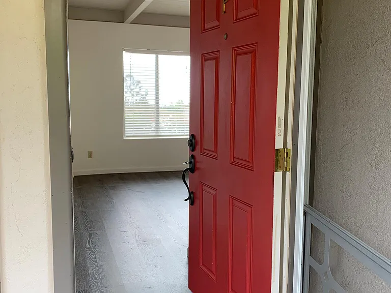 2100 Red Rose Way #P — Photo 15