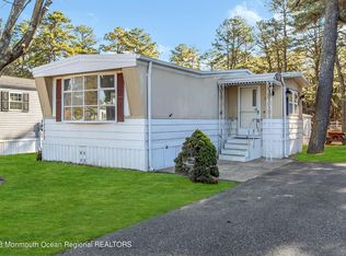 23 Raccoon Ave, Whiting, NJ 08759