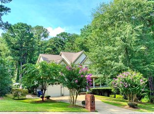 342 Shawcroft Rd, Fayetteville, NC 28311