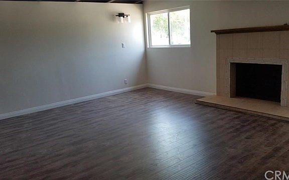4th image of 876 W Orange Grove Ave