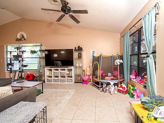 5th image of 1422-1426 36th Ave