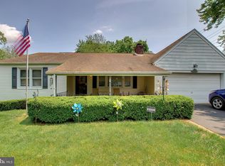1 Winding Ln, Feasterville Trevose, PA 19053