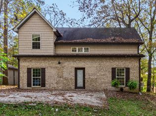 251 Oak Dr, Smithville, TN 37166
