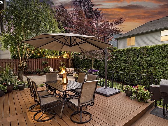 3rd image of 1099 SE Mimosa Dr