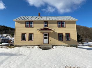 2 Beacon Hill Rd, Chelsea, VT 05038