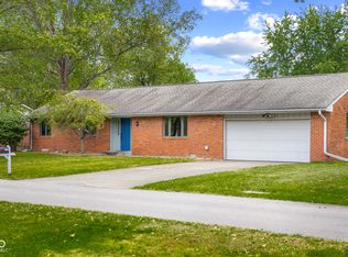 1045 Driftwood Ave, Columbus, IN 47203