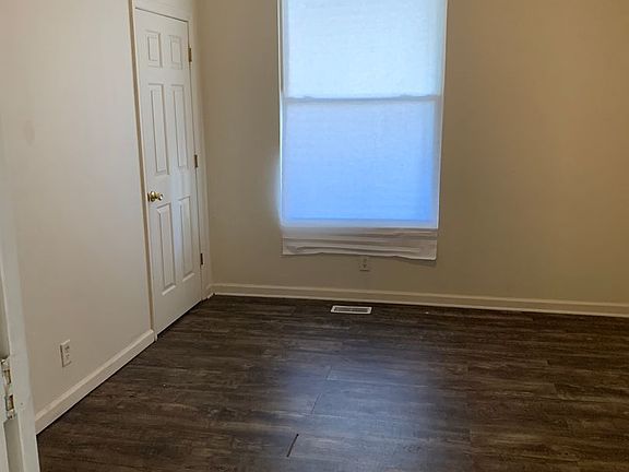 3rd image of 404 Young St #A