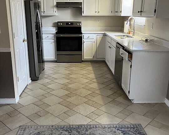 3rd image of 216 Westview Dr