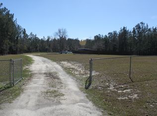 18324 W Lake Dr, Saucier, MS 39574