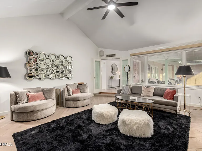 14425 N Coral Gables Dr — Photo 41