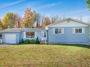 912 E Pattee Rd, Champlain, ON K6A0G1