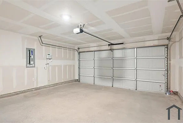 1629 Lercara Ln — Photo 12