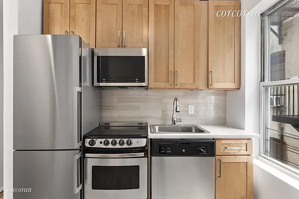 Rented by Corcoran | media 7