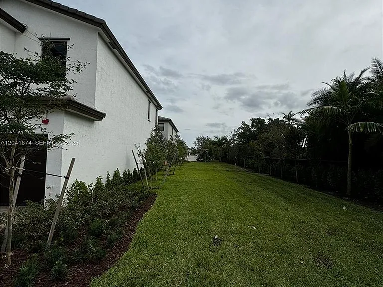 285 SW 159th Ln #0 — Photo 36