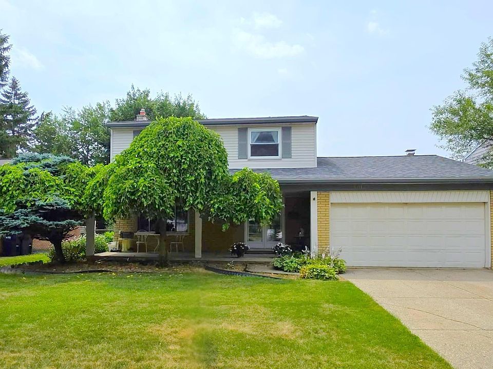1st image of 40147 Spitz Dr