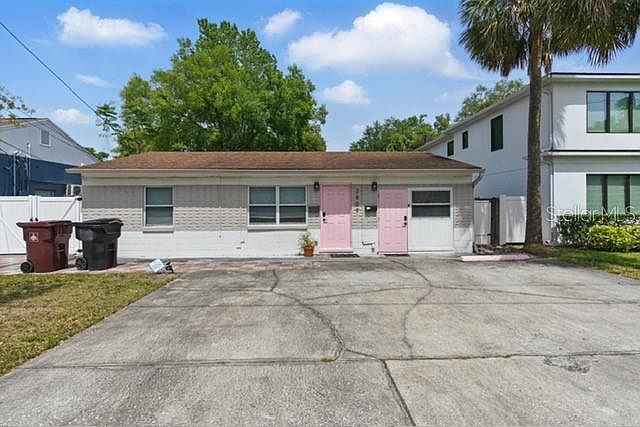 1st image of 2809 E Central Blvd