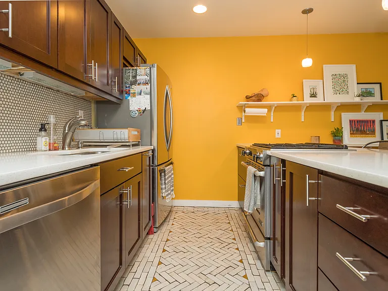 5 Fort Washington Pl — Photo 5