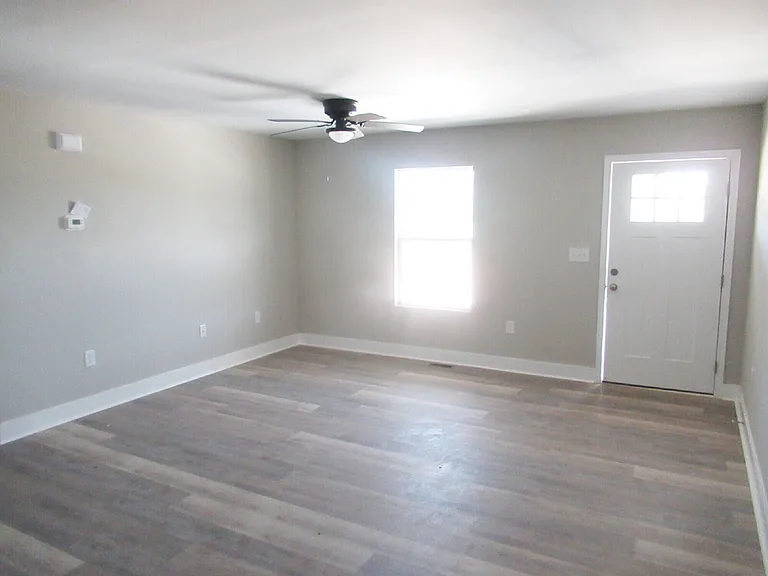 429 Northbrook Iii School Rd — Photo 5