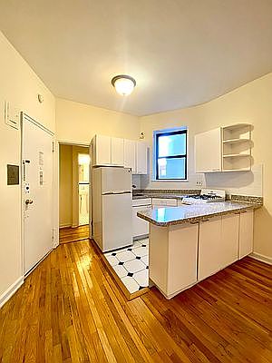 1st image of 490 E 74th St APT 5B
