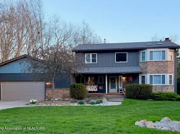 704 Larchmont St, Dewitt, MI 48820