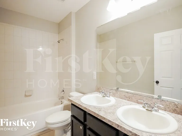 3734 Briarwood Estates Cir — Photo 17