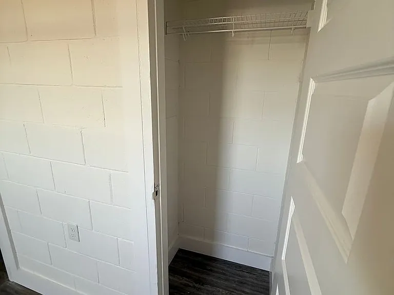 626 Power St — Photo 4