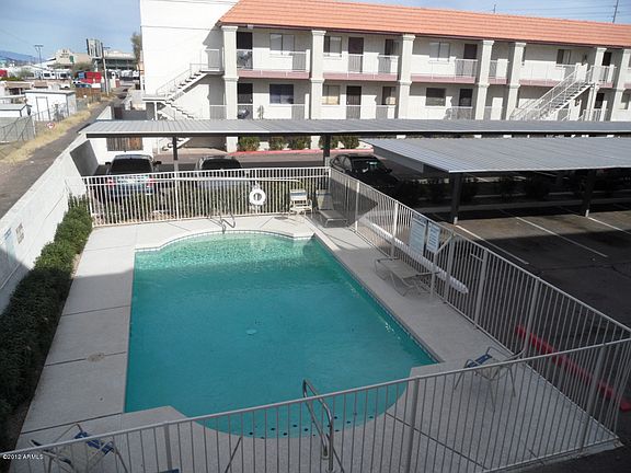 2nd image of 21622 N 23rd Ave Unit 303B