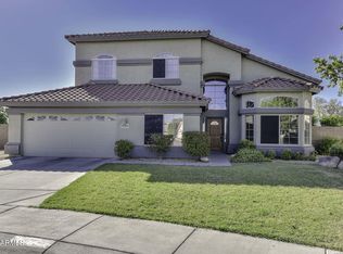 16285 N Oachs Dr, Surprise, AZ 85374