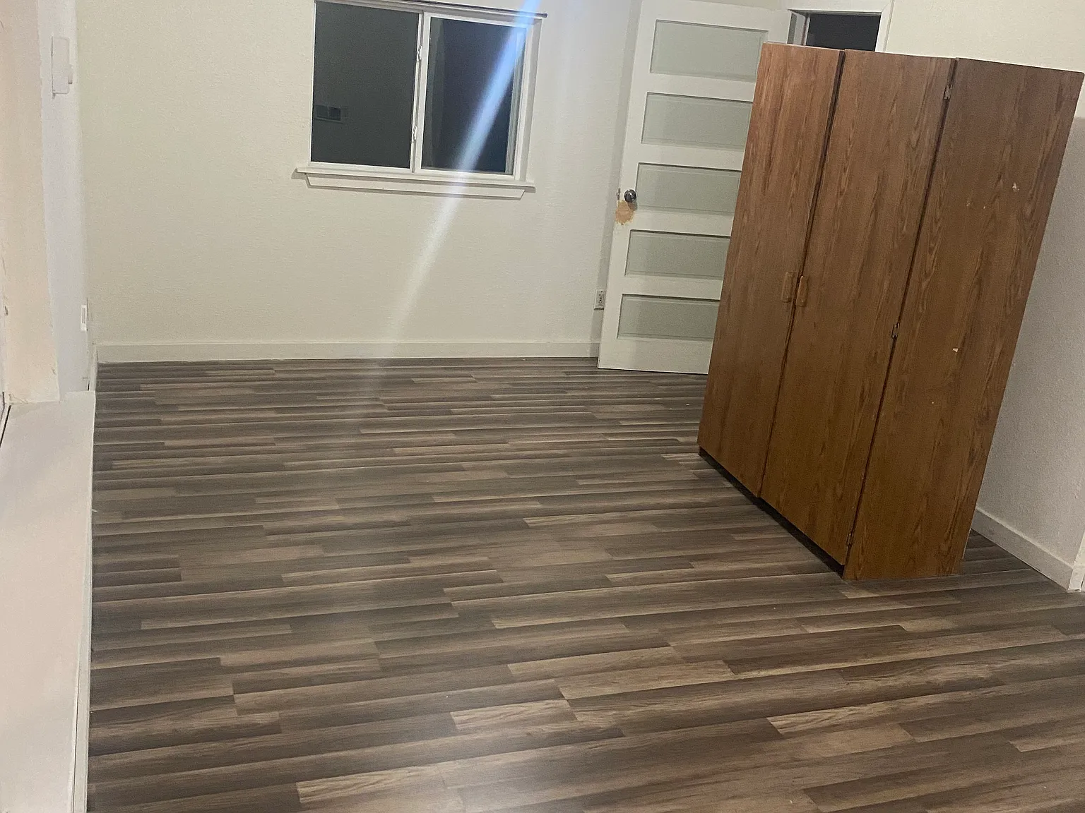 1 bed, 989 sqft, $1,600 — Photo 4
