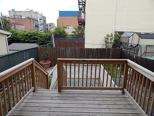 1st image of 374 Van Brunt St APT 1