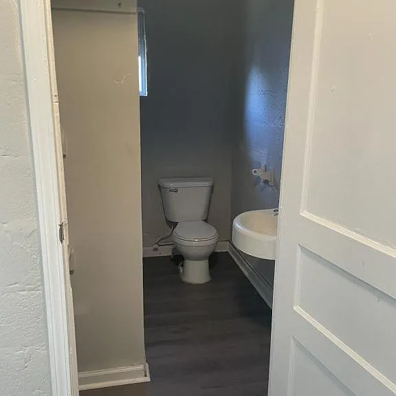 420.5 Mill Ave — Photo 9