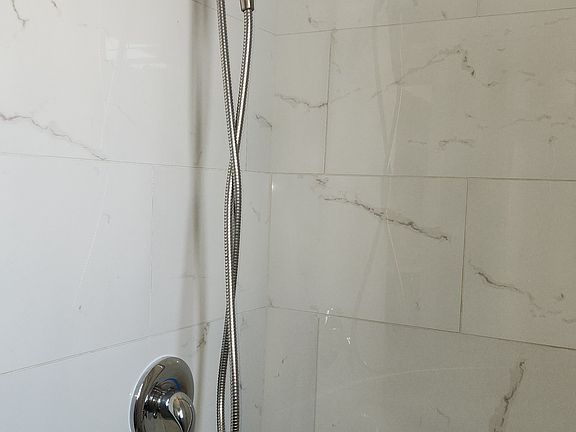 4th image of 5514 W George St APT 2