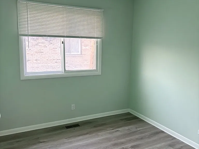 10720 Kilpatrick Ave #304 — Photo 5
