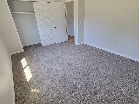 3rd image of 2617 N Clark St APT 5