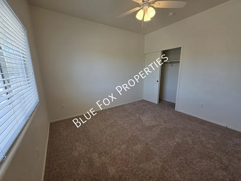 3508 W Lost Village Ln — Photo 19