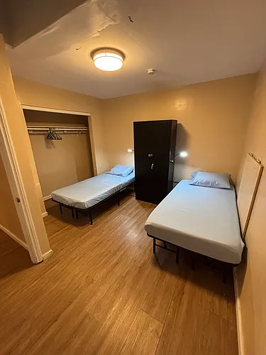 923 Sacramento Ave #5 Photo 1