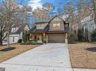 2733 Oak Village Trl, Decatur, GA 30032